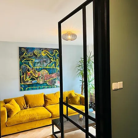 דירה Modern House